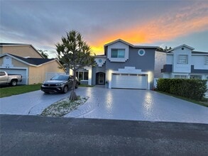 Building Photo - 9368 SW 146th Pl