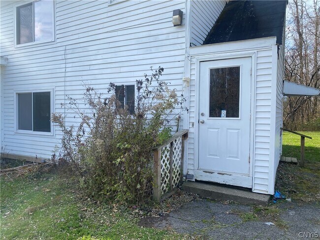 Building Photo - 660 County Rte 1