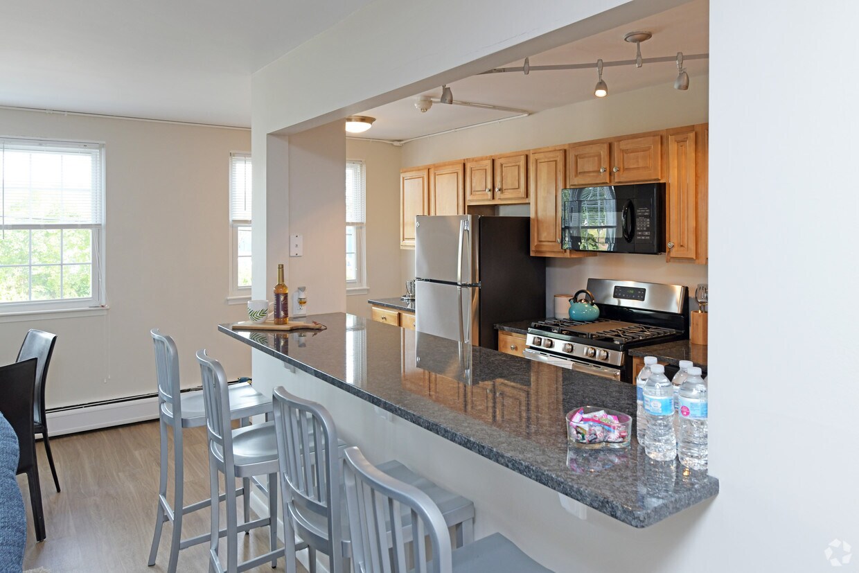 The Admiralty Apartments Newport, RI