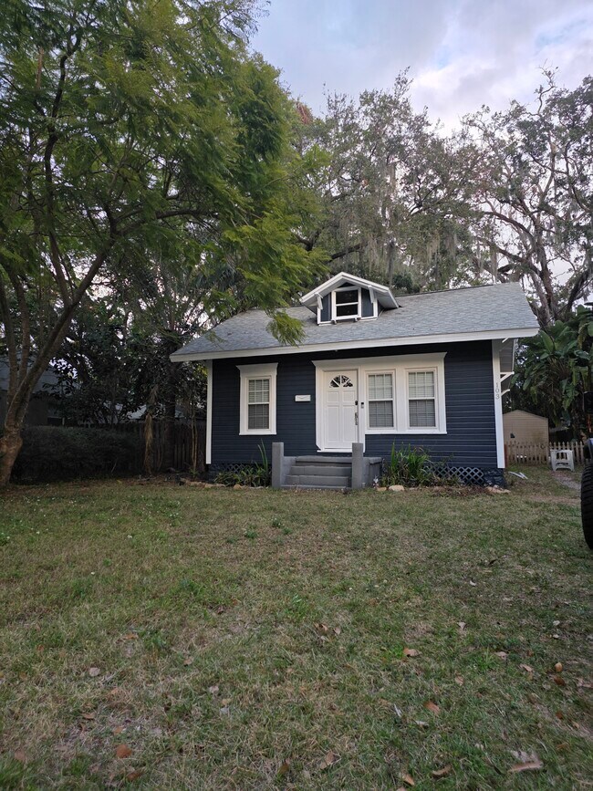 Foto del edificio - 103 N Glenwood Ave