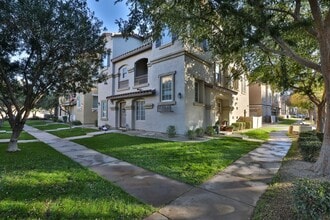 Building Photo - 4206 E Jasper Dr