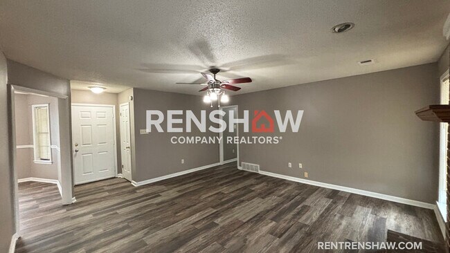 Foto del edificio - 2112 Pillsbury Pl