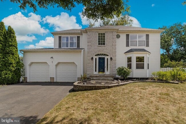 Building Photo - 53 Perilli Dr