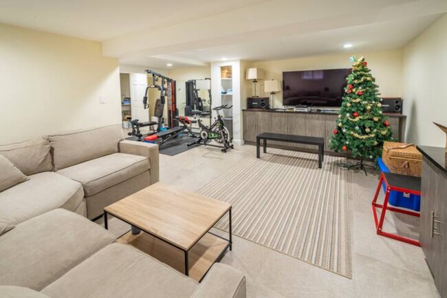 Building Photo - Bayside Property of NY