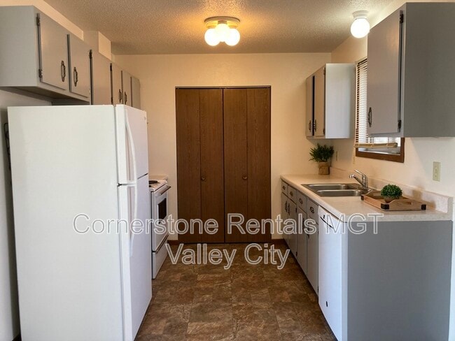 Foto del edificio - 804 11th St NW