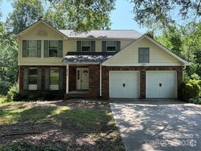 Building Photo - 6616 Wannamaker Ln