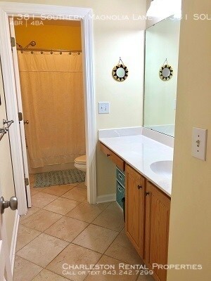 Foto del edificio - 1381 Southern Magnolia Ln