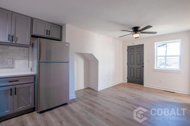 Foto del edificio - 762 Fraser St SE