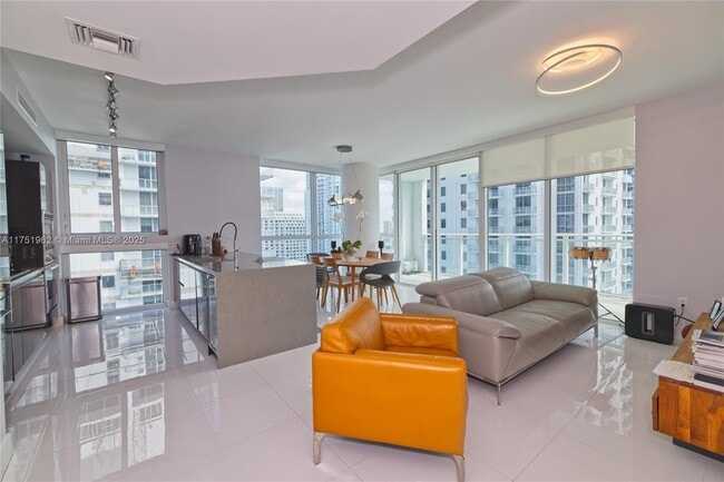 Foto del edificio - 1080 Brickell Ave