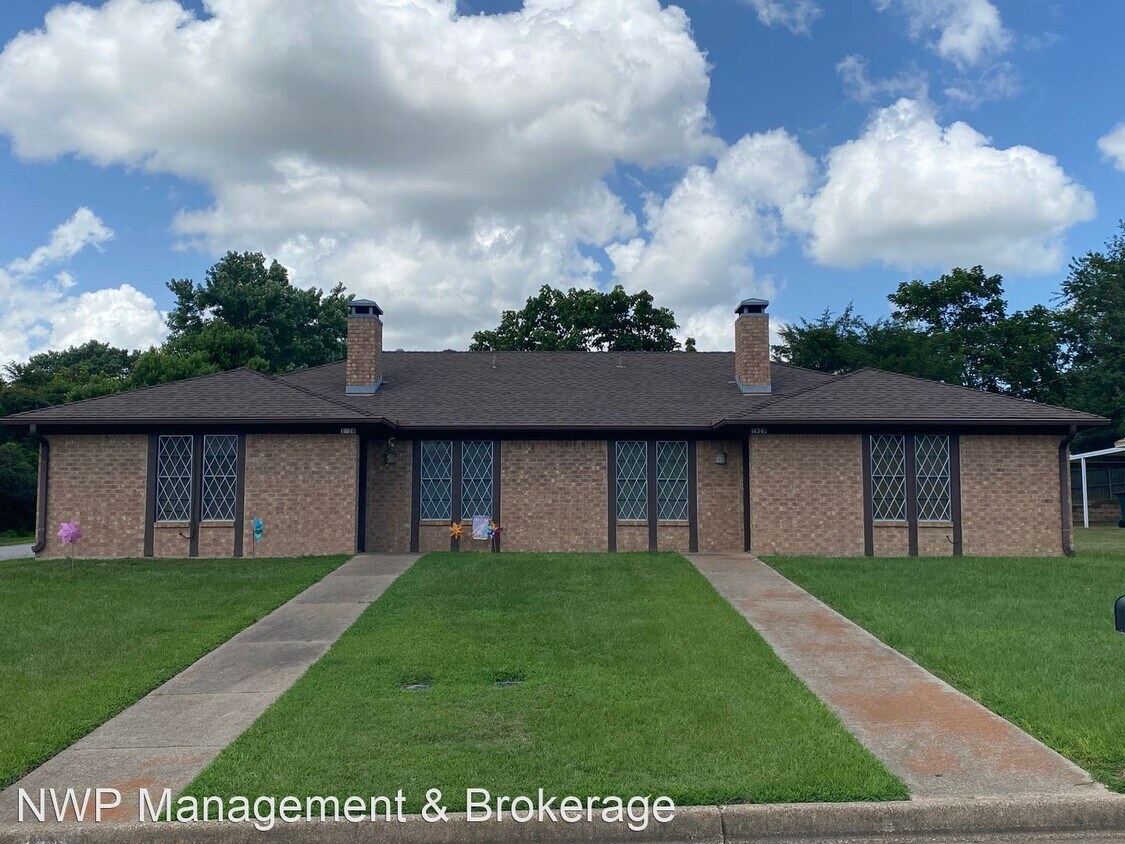 Primary Photo - 2 br, 1 bath House - 1618 Susan Dr.