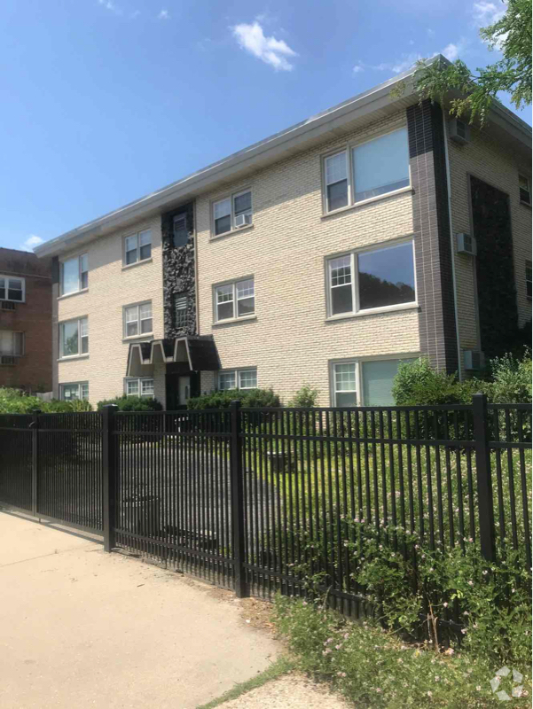 Building Photo - 156 Asbury Ave