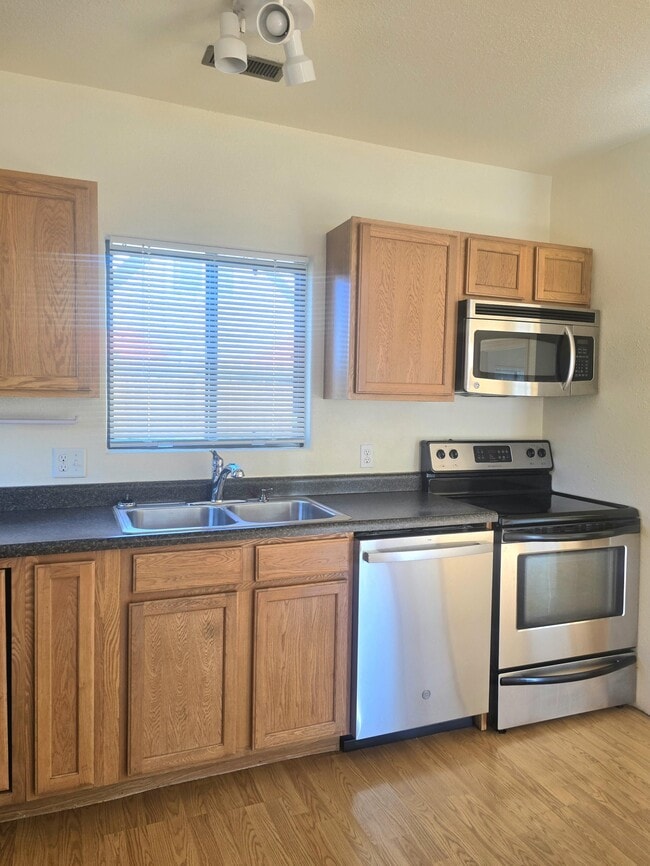 Building Photo - 2722 Unaweep Ave