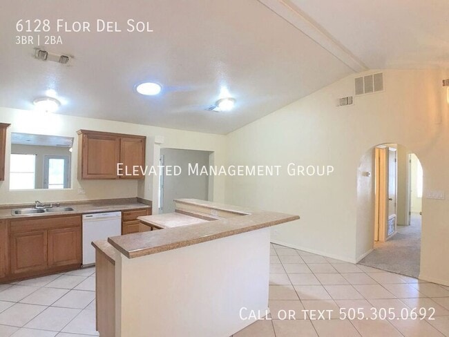 Building Photo - 6128 Flor Del Sol Pl NW