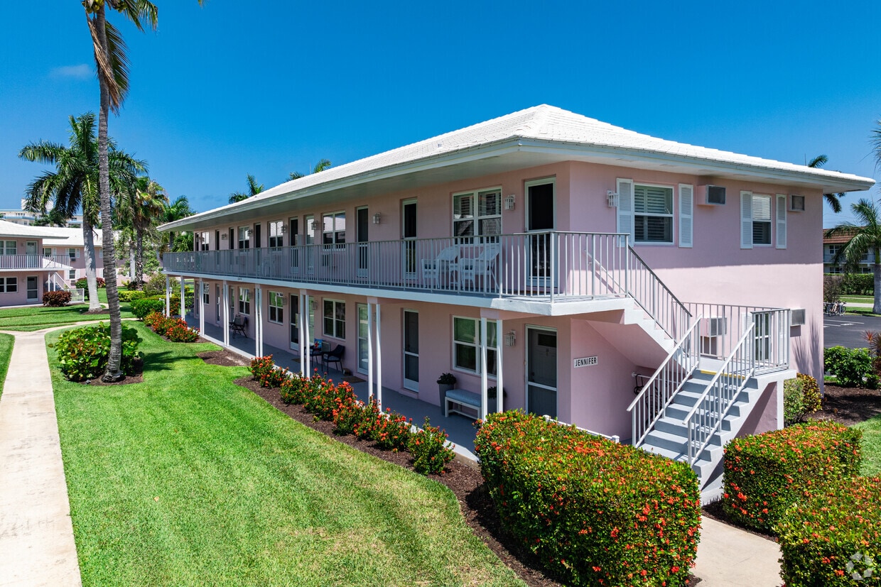 190 N Collier Blvd - Sea Breeze South