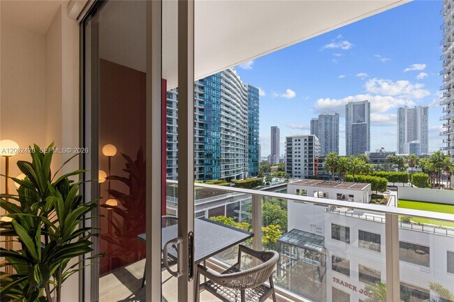 Foto del edificio - 90 NE 32nd St