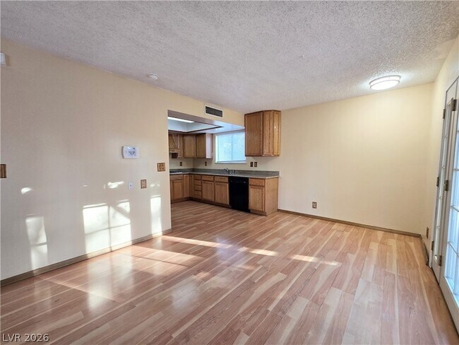 Foto del edificio - 7275 Wichita Ct