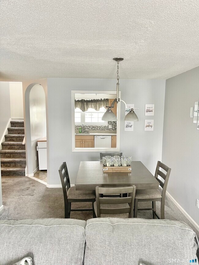 Foto del edificio - 2390 State St