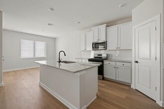 Building Photo - 13920 Starboard Reach Dr