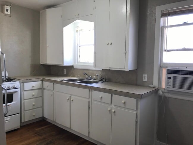 Building Photo - 3012 Avenue M