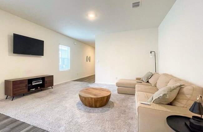 Building Photo - 511 Redfish Ln