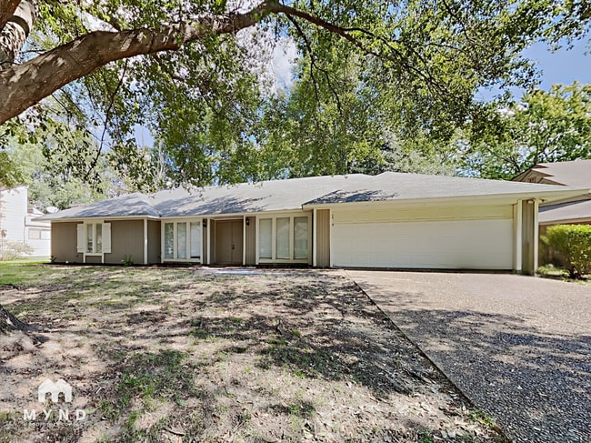 Building Photo - 2506 Cardigan Dr