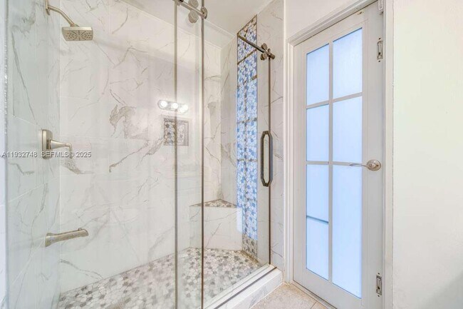 Foto del edificio - 13220 SW 84th Ave