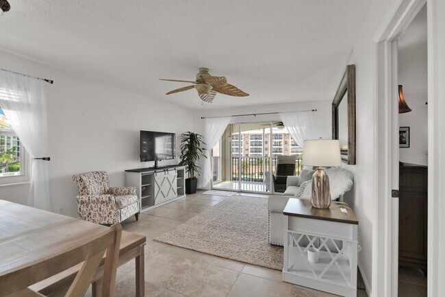 Foto del edificio - 2871 N Ocean Blvd
