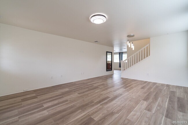 Foto del edificio - 4 Bed 2.5 Bath in Hoonani