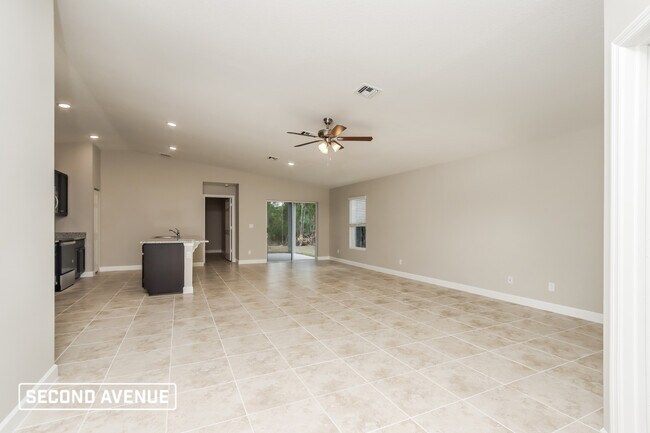 Foto del edificio - 581 Hallmark St SE