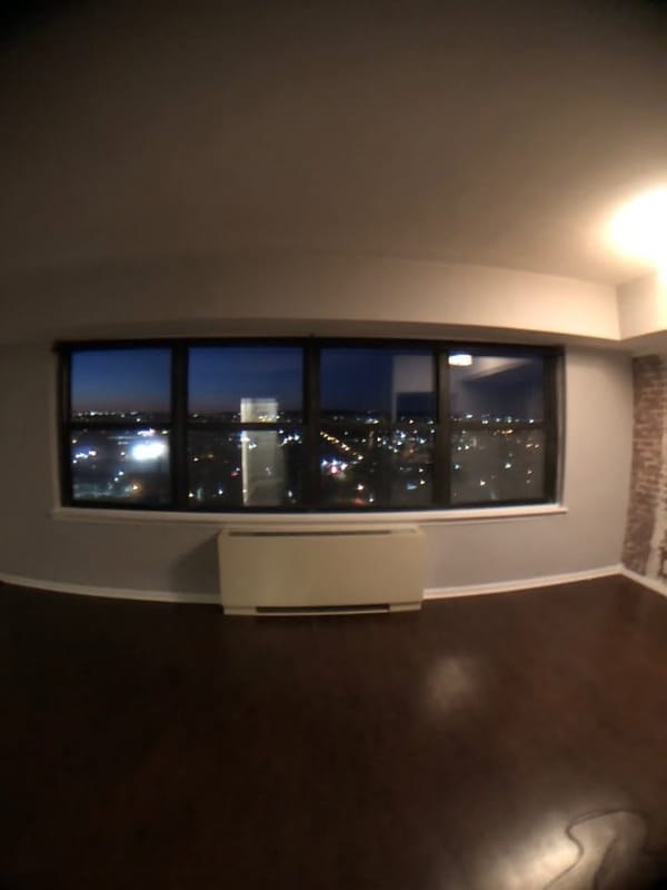 Foto del edificio - 285 Aycrigg Ave