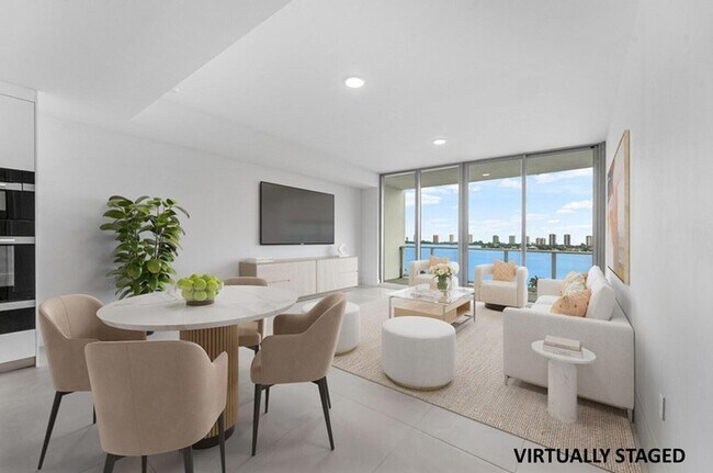 Foto del edificio - 220 Lake Shore Dr