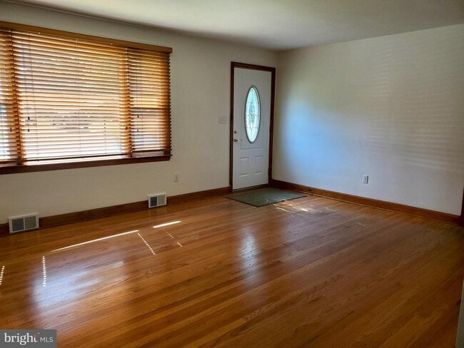 Foto del edificio - 7410 Mulberry Rd
