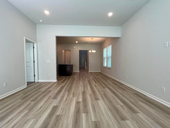 Building Photo - 4008 Flatiron Dr