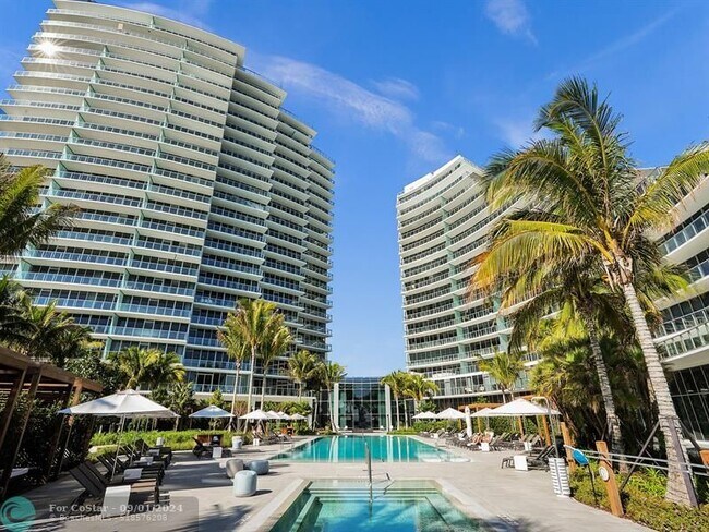 Foto del edificio - 2200 N Ocean Blvd