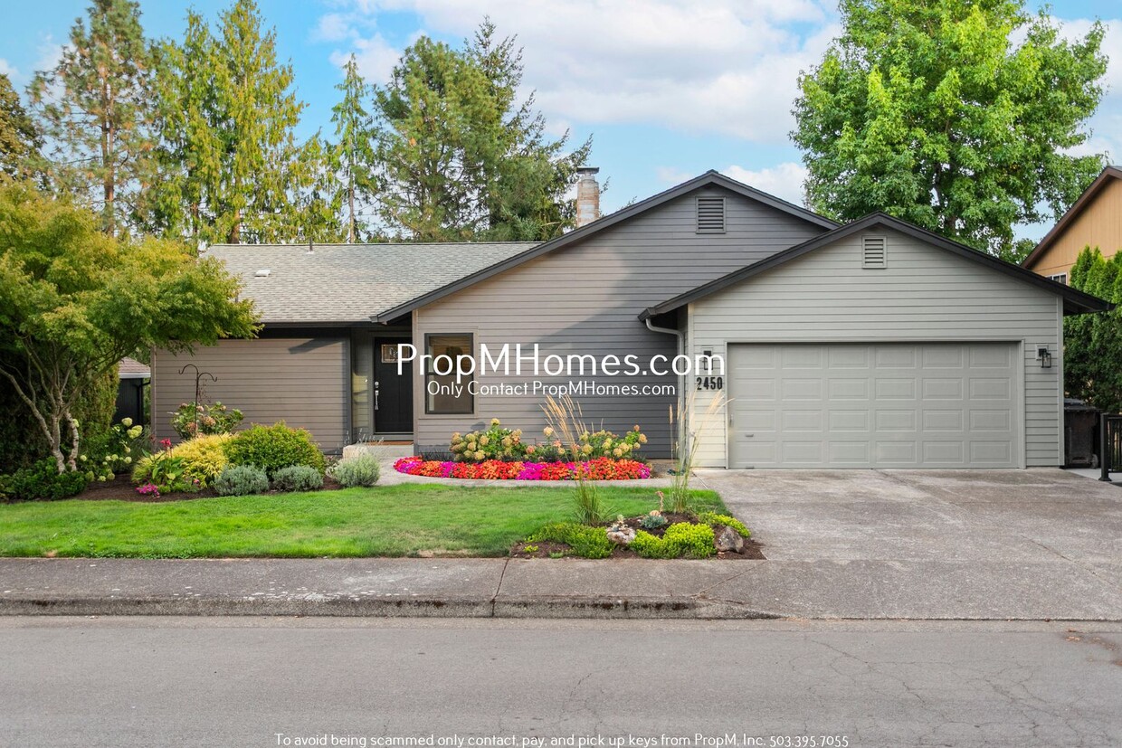 Primary Photo - Updated 4 Bedroom Daylight Ranch in West L...