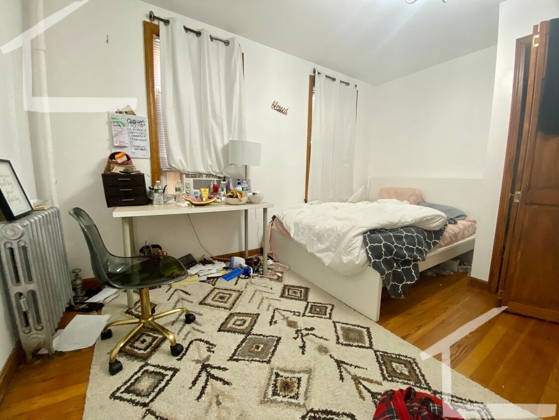 Building Photo - Cozy 3 bedroom