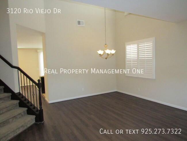Building Photo - Gorgeous 5 Bed, 3 Bath Home in Great Bay P...