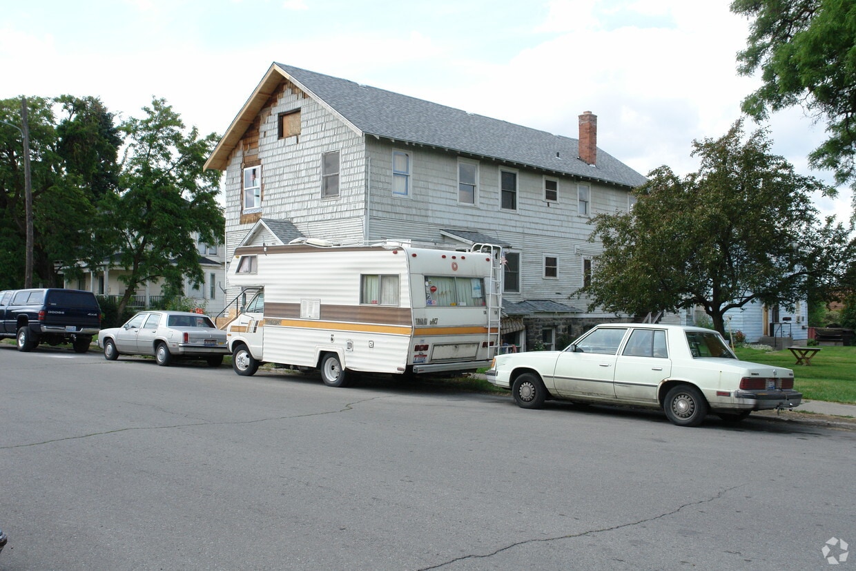 Building Photo - The Ministry
