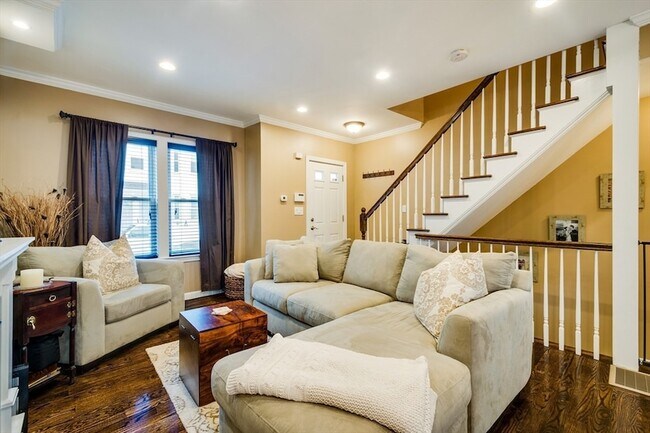 Foto del edificio - 433 E 6th St