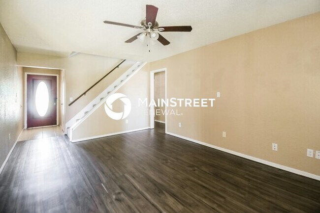 Foto del edificio - 4 Bedroom Pet-Friendly Home in Oklahoma City, OK with Main Street Renewal