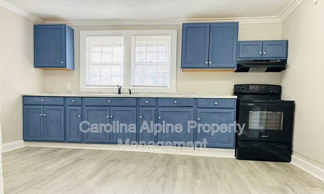 Foto del edificio - 1409 Ware Ave