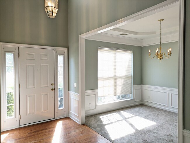 Foto del edificio - 4 Bedroom Home in Winslow Bay!