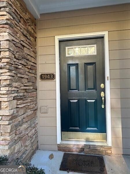 Foto del edificio - 1943 Hoods Fort Cir NW