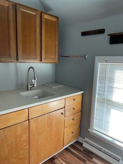 Foto del edificio - 233 W Locust St