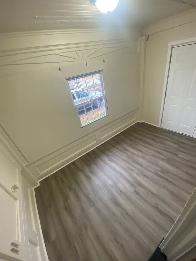 Foto del edificio - Newly Renovated 3 Bedroom Twin Home w/ Eat...