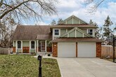Primary Photo - {8615} Remodeled w/ Updated Kitchen + New ...
