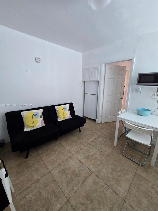 Foto del edificio - 445 NW 125th St