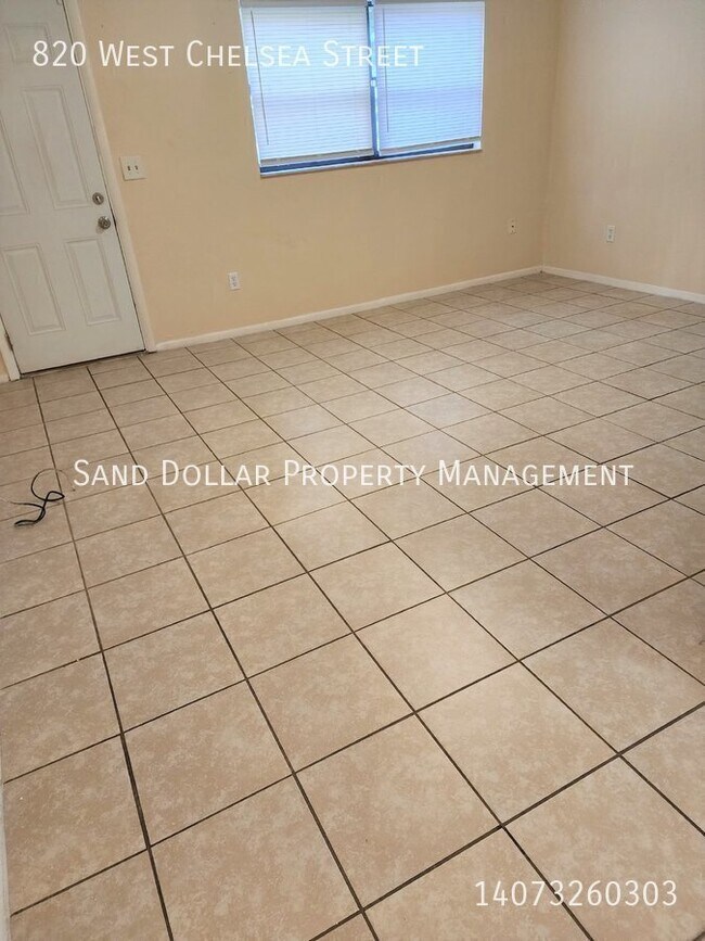 Foto del edificio - 820 W Chelsea St