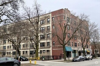 Building Photo - 839 W Sheridan Rd