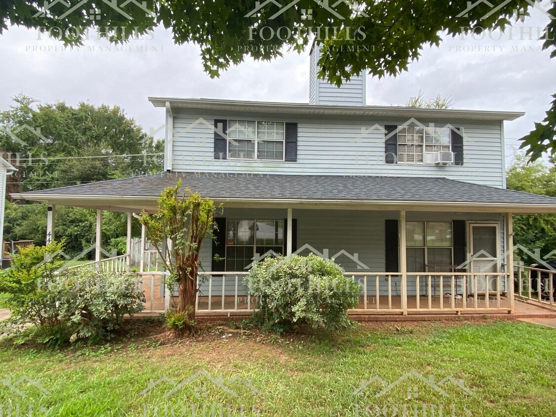 Primary Photo - 2 bedroom Townhouse in Lexington Place